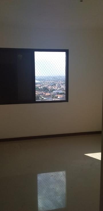 Alugar Apartamentos / Padr&atilde;o em Suzano R$ 1.800,00 - Foto 10