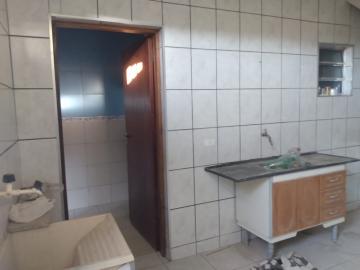 Alugar Casas / Sobrado em Suzano R$ 800,00 - Foto 9