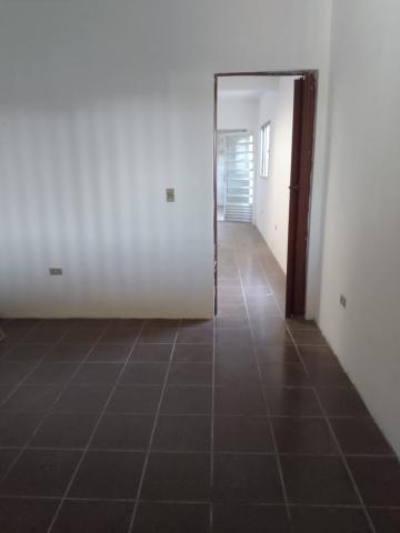 Alugar Casas / Sobrado em Suzano R$ 800,00 - Foto 21
