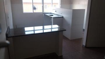 Alugar Apartamentos / Kitchnet em Suzano R$ 1.170,00 - Foto 4
