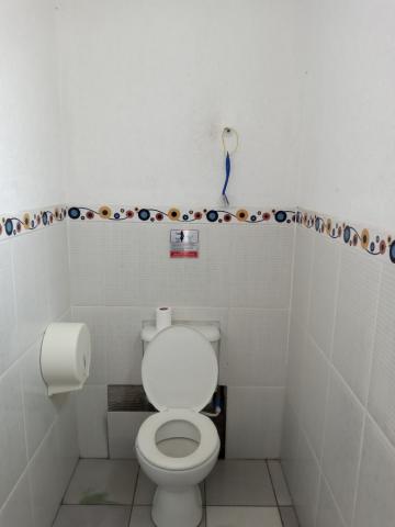 Alugar Sal&otilde;es / Sal&atilde;o em Suzano R$ 2.800,00 - Foto 2