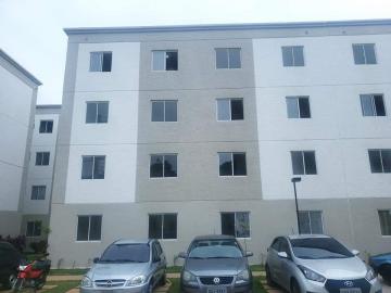 Comprar Apartamentos / Padr&atilde;o em Suzano R$ 210.000,00 - Foto 4