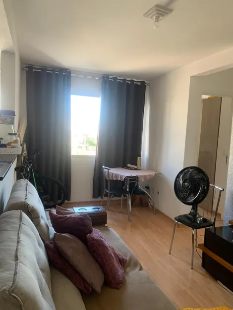 Alugar Apartamentos / Padr&atilde;o em Suzano R$ 1.000,00 - Foto 9