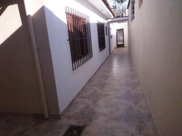Alugar Casas / T&eacute;rrea em Suzano R$ 1.800,00 - Foto 5