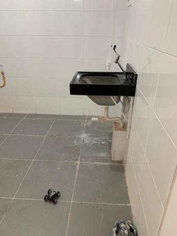 Alugar Apartamentos / Padr&atilde;o em Suzano R$ 900,00 - Foto 8