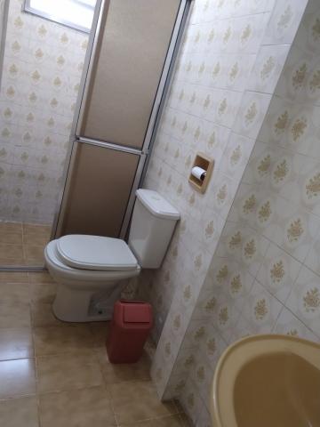 Alugar Casas / Sobrado em Suzano R$ 1.500,00 - Foto 3