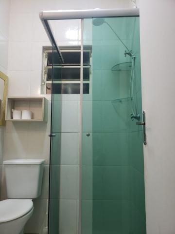 Alugar Casas / Condom&iacute;nio em Suzano R$ 2.500,00 - Foto 27