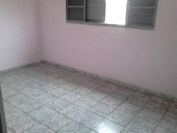 Comprar Casas / Sobrado em Suzano R$ 370.000,00 - Foto 3