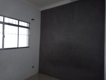 Alugar Casas / T&eacute;rrea em Suzano R$ 1.100,00 - Foto 5