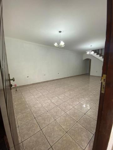 Alugar Casas / Sobrado em Suzano R$ 3.500,00 - Foto 4