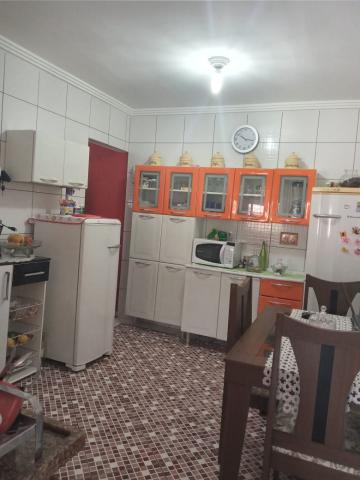 Comprar Casas / Sobrado em Suzano R$ 500.000,00 - Foto 3