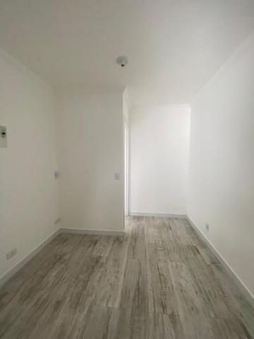 Alugar Casas / Condom&iacute;nio em Suzano R$ 1.300,00 - Foto 14