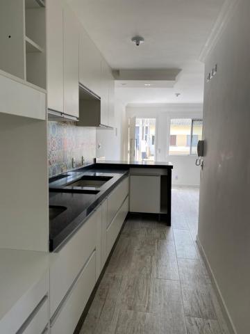 Alugar Casas / Condom&iacute;nio em Suzano R$ 1.300,00 - Foto 7