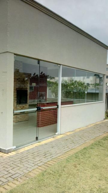 Comprar Apartamentos / Padr&atilde;o em Suzano R$ 185.000,00 - Foto 3