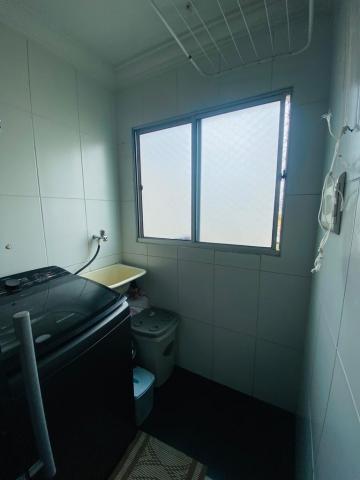 Comprar Apartamentos / Padr&atilde;o em Suzano R$ 240.000,00 - Foto 16