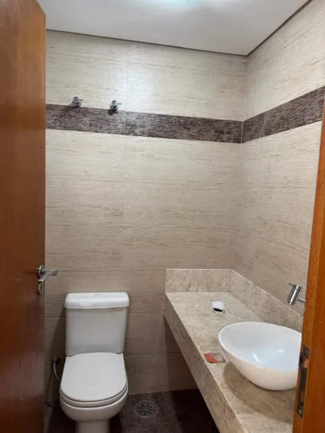 Alugar Casas / Condom&iacute;nio em Suzano R$ 4.527,40 - Foto 17