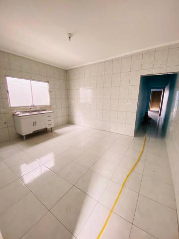 Alugar Casas / Assobradada em Suzano R$ 1.200,00 - Foto 3