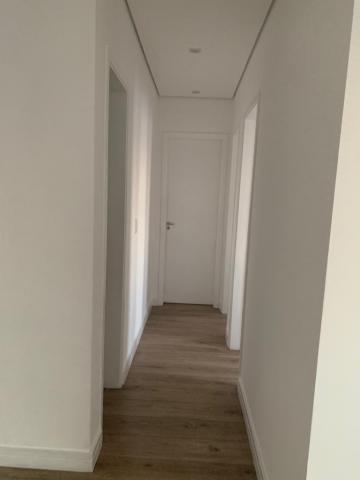 Comprar Apartamentos / Padr&atilde;o em Suzano R$ 450.000,00 - Foto 7