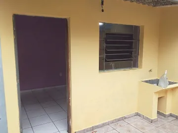 Alugar Casas / T&eacute;rrea em Suzano R$ 1.100,00 - Foto 2