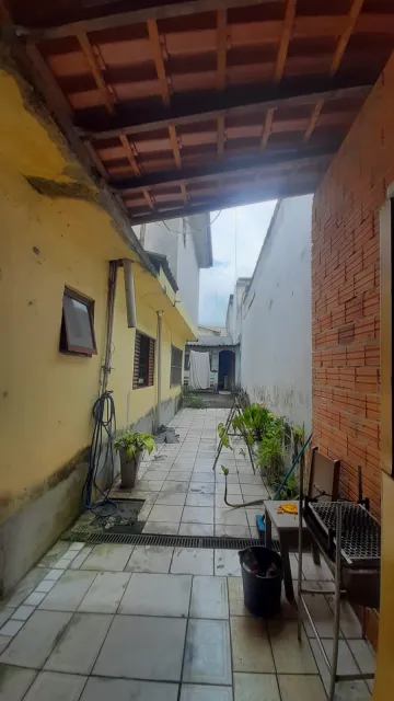 Comprar Casas / Sobrado em Suzano R$ 350.000,00 - Foto 2