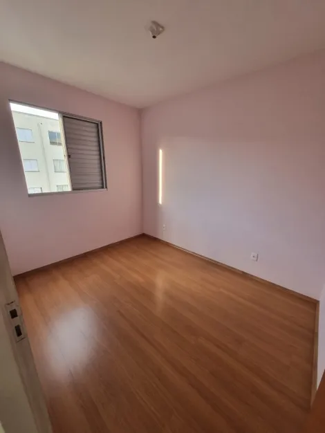 Alugar Apartamentos / Padr&atilde;o em Suzano R$ 580,00 - Foto 16