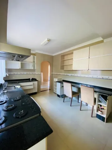 Alugar Casas / T&eacute;rrea em Suzano R$ 5.500,00 - Foto 19