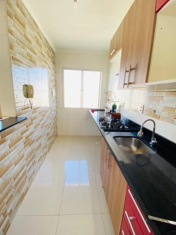 Alugar Apartamentos / Padr&atilde;o em Suzano R$ 1.300,00 - Foto 2