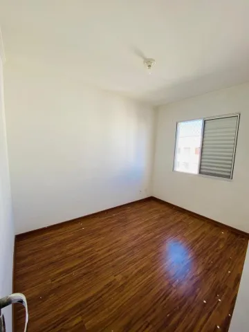 Alugar Apartamentos / Padr&atilde;o em Suzano R$ 1.300,00 - Foto 17