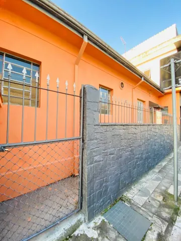 Alugar Casas / T&eacute;rrea em Suzano R$ 3.000,00 - Foto 1