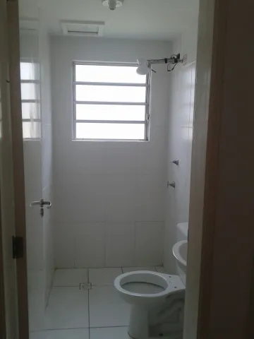 Comprar Apartamentos / Padr&atilde;o em Suzano R$ 195.000,00 - Foto 6