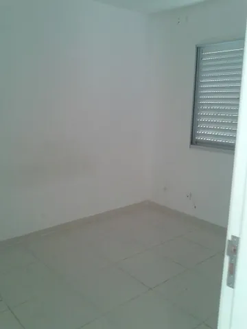 Comprar Apartamentos / Padr&atilde;o em Suzano R$ 195.000,00 - Foto 5
