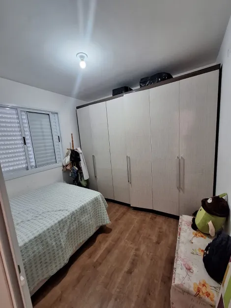 Alugar Casas / Condom&iacute;nio em Suzano R$ 2.600,00 - Foto 4