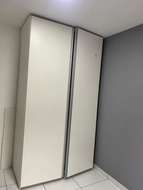 Alugar Apartamentos / Padr&atilde;o em Suzano R$ 1.000,00 - Foto 4