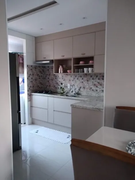 Alugar Apartamentos / Padr&atilde;o em Suzano R$ 1.035,00 - Foto 4