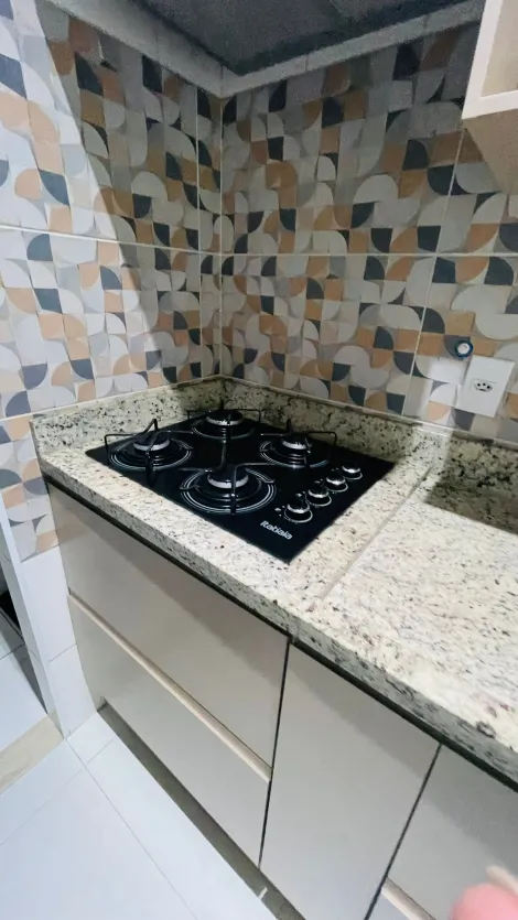 Alugar Apartamentos / Padr&atilde;o em Suzano R$ 1.035,00 - Foto 16