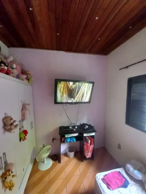 Comprar Casas / Sobrado em Suzano R$ 450.000,00 - Foto 2