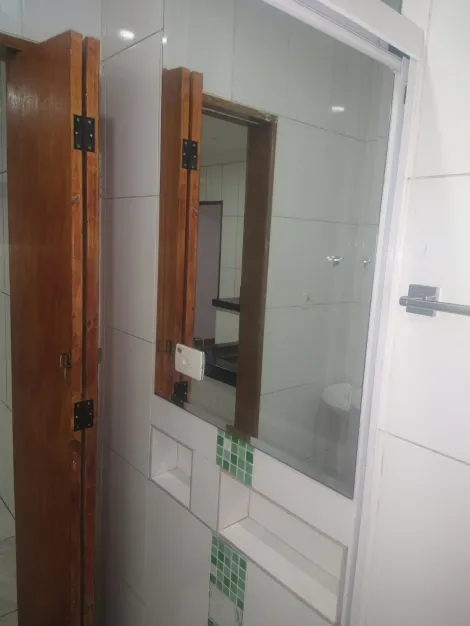 Comprar Casas / Sobrado em Suzano R$ 400.000,00 - Foto 17