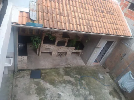 Comprar Casas / Sobrado em Suzano R$ 400.000,00 - Foto 3