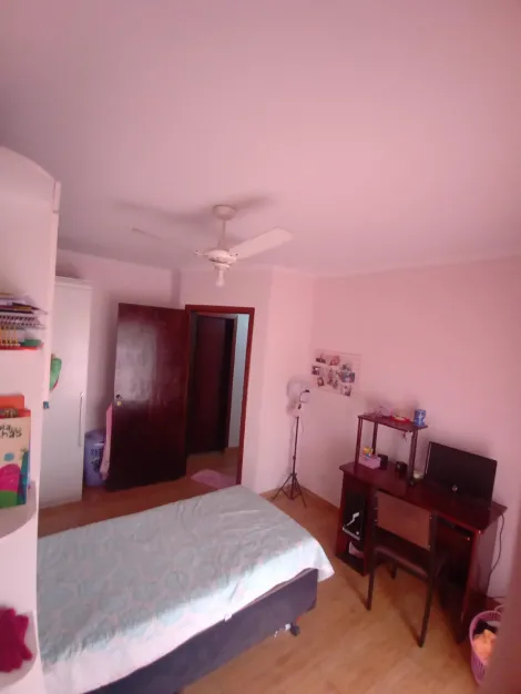 Comprar Casas / Sobrado em Suzano R$ 700.000,00 - Foto 7