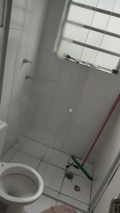 Comprar Apartamentos / Padr&atilde;o em Suzano R$ 210.000,00 - Foto 7