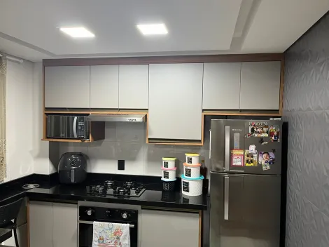 Comprar Apartamentos / Padr&atilde;o em Suzano R$ 225.000,00 - Foto 4