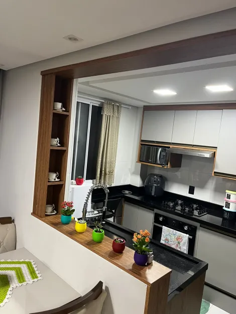 Comprar Apartamentos / Padr&atilde;o em Suzano R$ 225.000,00 - Foto 3