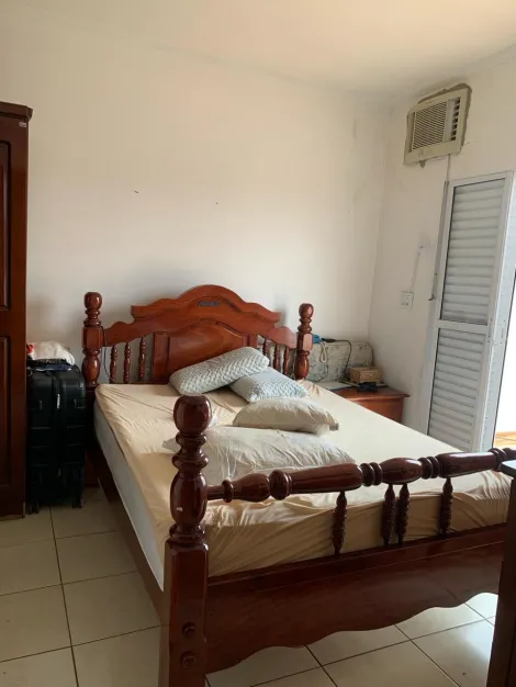 Comprar Casas / Sobrado em Suzano R$ 880.000,00 - Foto 9