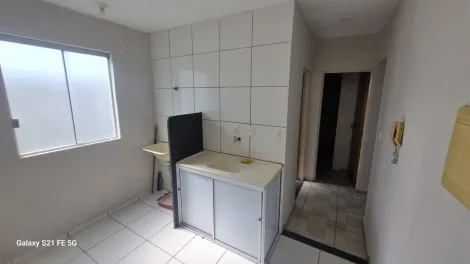 Alugar Apartamentos / Padr&atilde;o em Suzano R$ 800,00 - Foto 2