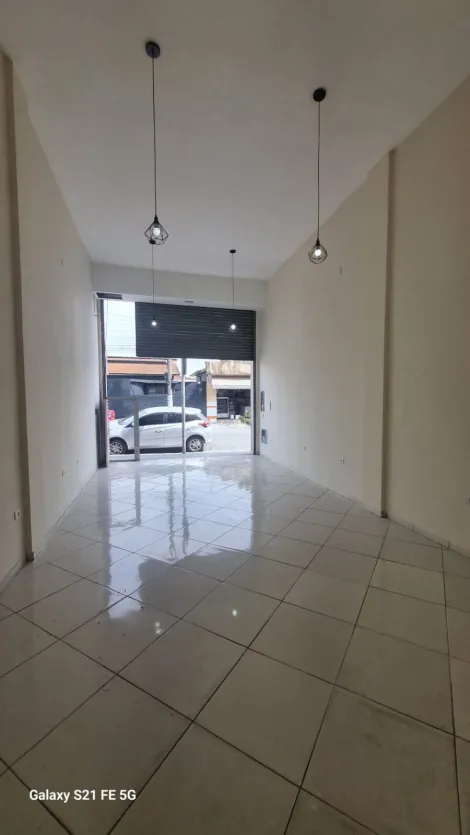 Alugar Comerciais / Ponto Comercial em Suzano R$ 2.600,00 - Foto 3