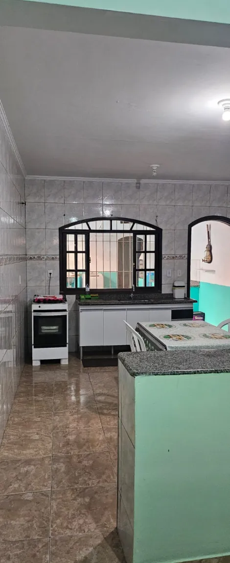 Comprar Casas / Sobrado em Suzano R$ 590.000,00 - Foto 3