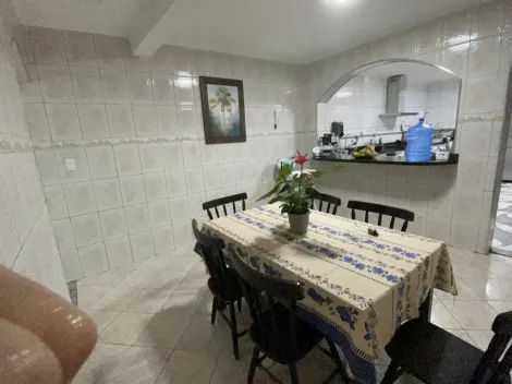 Comprar Casas / Sobrado em Suzano R$ 600.000,00 - Foto 2