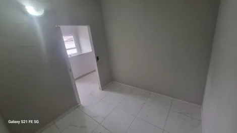 Alugar Apartamentos / Kitchnet em Suzano R$ 1.200,00 - Foto 6
