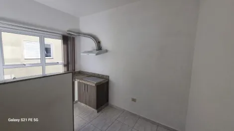 Alugar Apartamentos / Kitchnet em Suzano R$ 1.200,00 - Foto 3