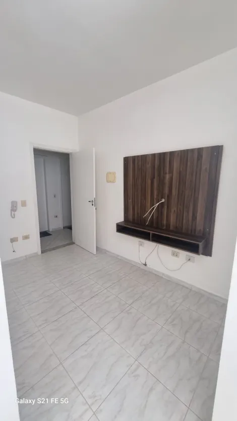 Alugar Apartamentos / Kitchnet em Suzano R$ 1.200,00 - Foto 5